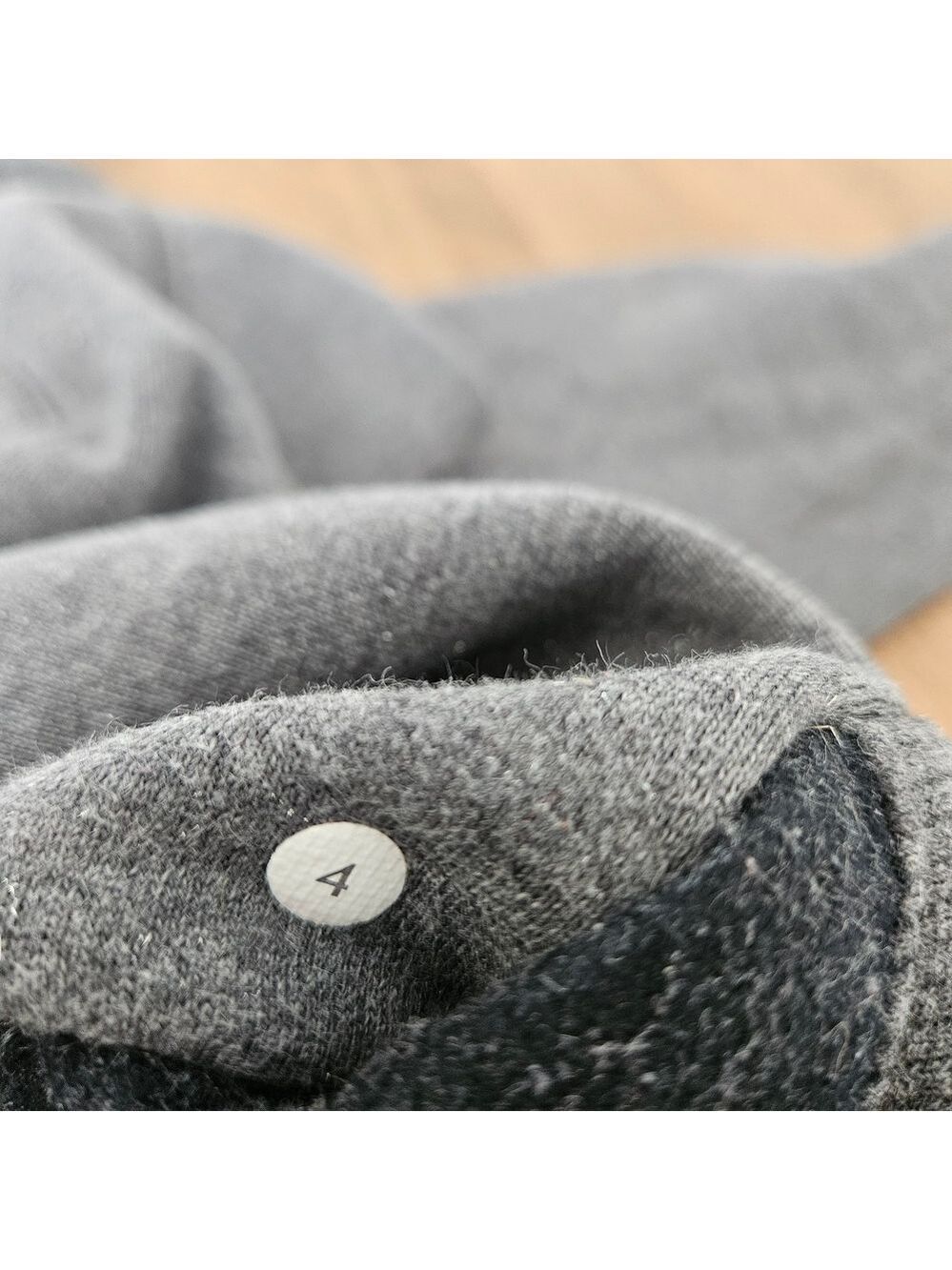 Lululemon Scuba Hoodie Grey Size 4 Zip Up Athleisure Jacket - Picture 9 of 9